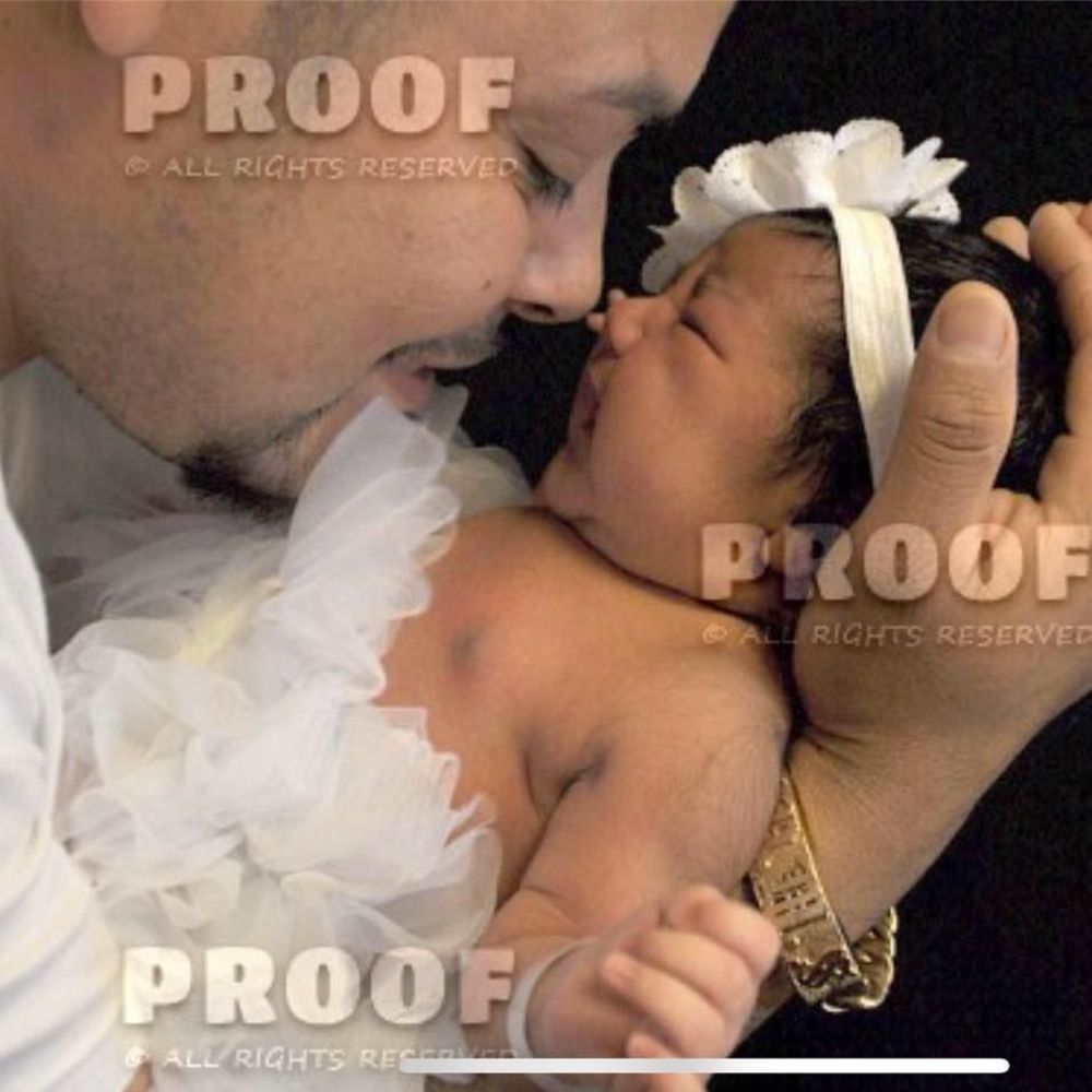 Meet your Posher, Uriel